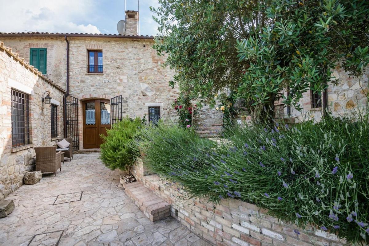 Borgocuore Todi Exterior foto